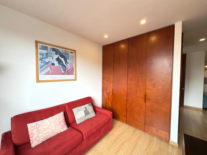 Apartamento de 3 alcobas en venta en Santa Barbara, Bogotá, 131 m² · foto 14 de 24