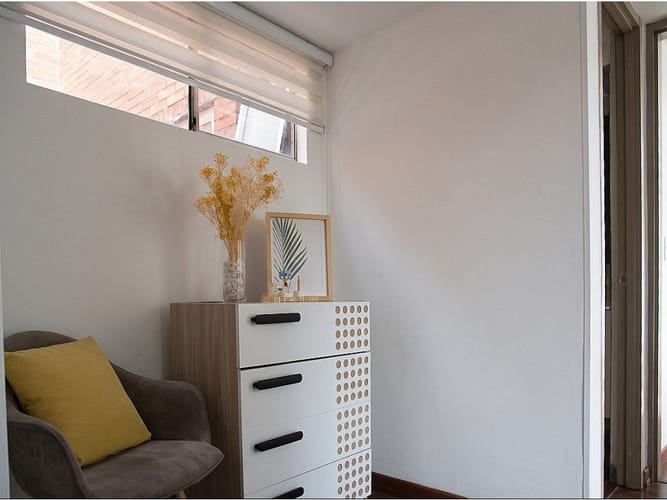 Apartamento de 3 alcobas en venta en Castilla, Bogotá, 57 m² · foto 3 de 10