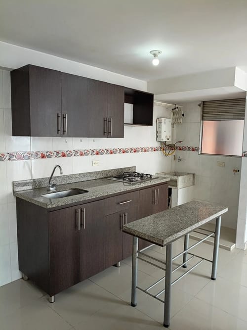 Apartamento de 3 alcobas en arriendo en Asomadera No.3, Medellín, 40 m² · foto 4 de 10