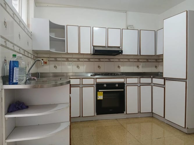 Casa de 5 alcobas en arriendo en Cristobal, Medellín, 154 m² · foto 4 de 10