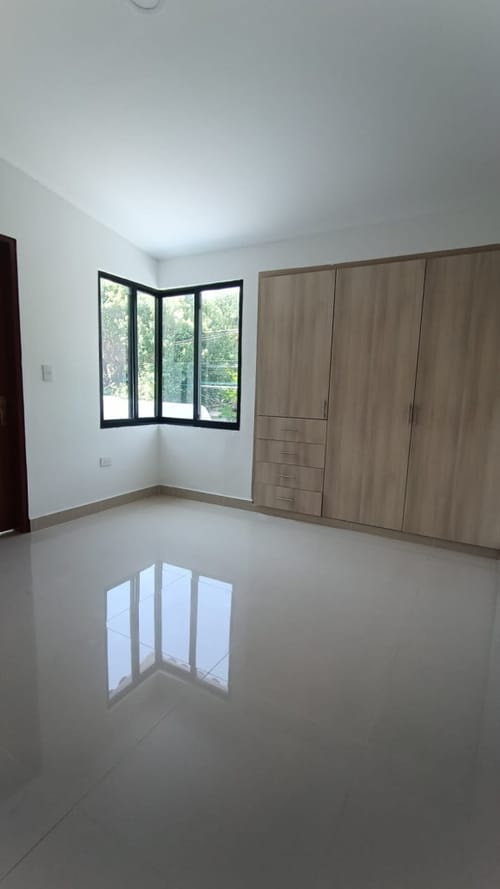 Casa de 4 alcobas en arriendo en Los Pinos, Cúcuta, 120 m² · foto 2 de 24