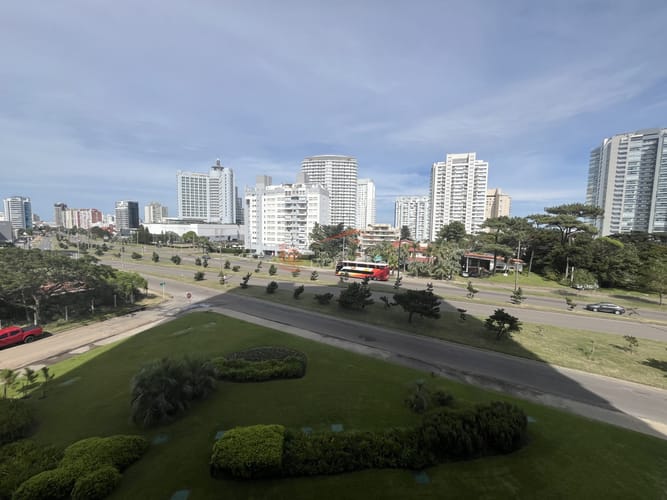 Venta y Alquiler de apartamento en Punta del Este, mansa · Foto 2