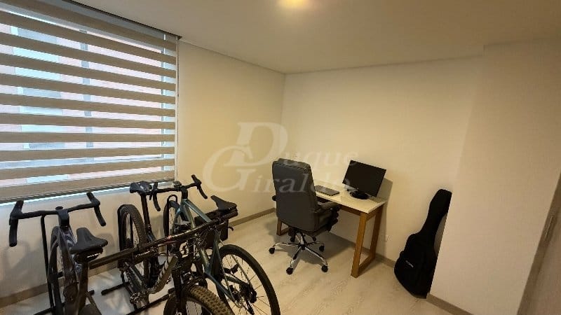 Apartamento de 2 alcobas en arriendo en San Antonio De Pereira, Rionegro, 74 m² · foto 11 de 17
