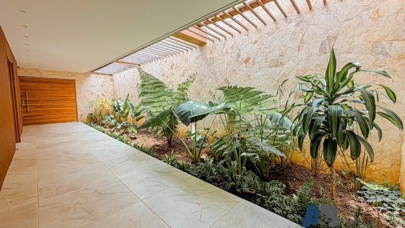 Casa de 3 alcobas en arriendo en Belén, Medellín, 620 m² · foto 8 de 24