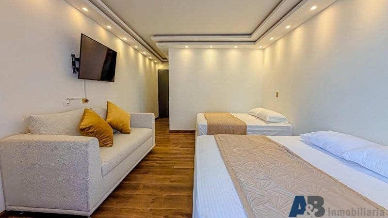 Casa de 3 alcobas en arriendo en Belén, Medellín, 620 m² · foto 17 de 24