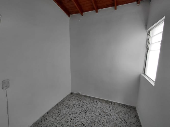 Apartamento de 3 alcobas en arriendo en Prados De Sabaneta, Sabaneta, 110 m² · foto 14 de 23