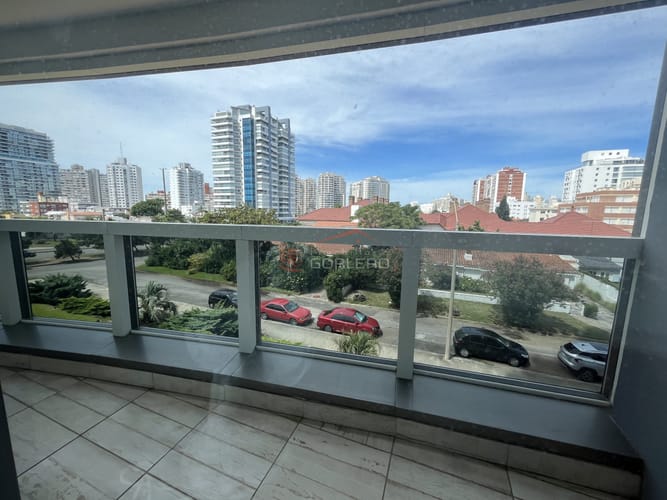 Alquiler en Punta del Este, mansa  a metros del mar · Foto 2