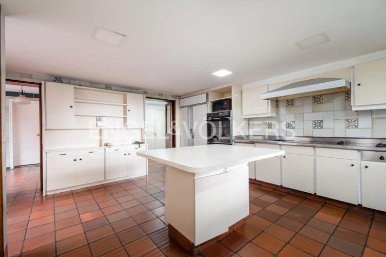 Casa de 4 alcobas en venta en El Refugio, Bogotá, 827 m² · foto 5 de 23