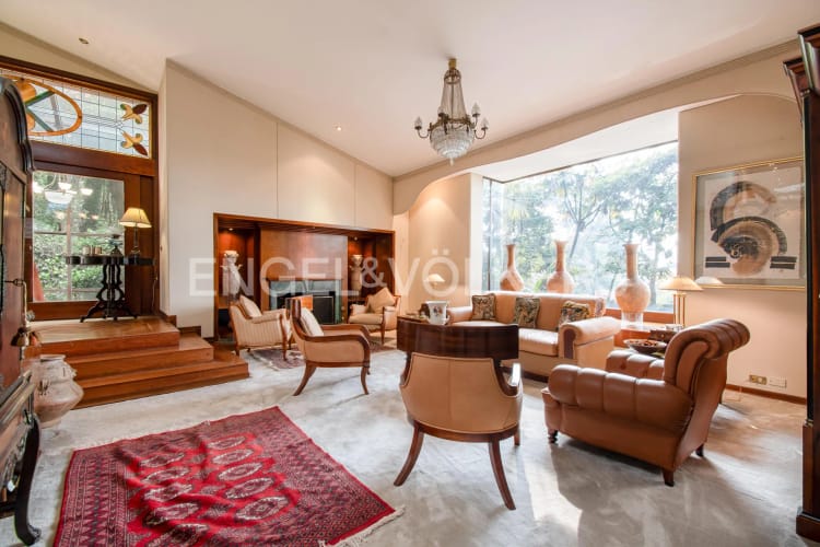 Casa de 4 alcobas en venta en El Refugio, Bogotá, 827 m² · foto 3 de 23