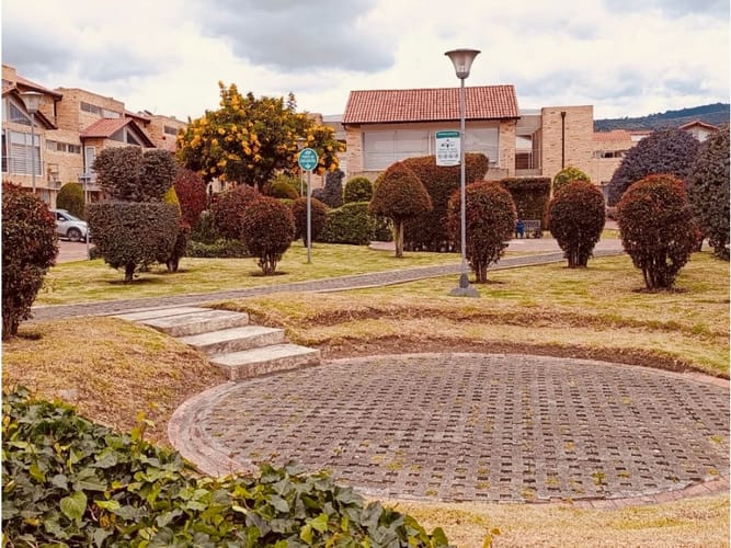 Casa de 3 alcobas en venta en Yerbabuena, Chía, 220 m² · foto 2 de 22