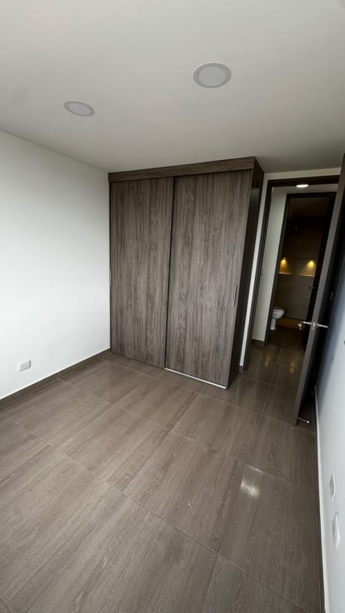 Apartamento de 2 alcobas en arriendo en Colina Campestre, Bogotá, 45 m² · foto 8 de 9