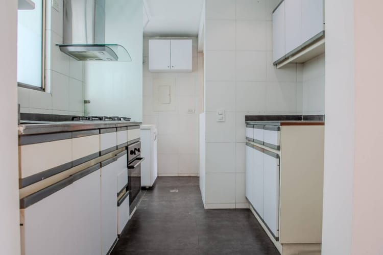 Apartamento de 1 alcoba en venta en Bella Suiza, Bogotá, 64 m² · foto 4 de 15