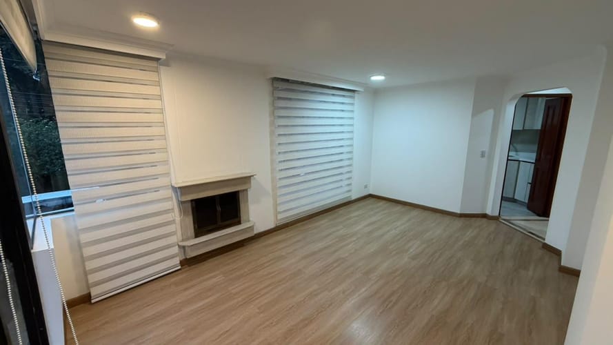 Apartamento de 2 alcobas en venta en Santa Viviana, Bogotá, 73 m² · foto 2 de 20