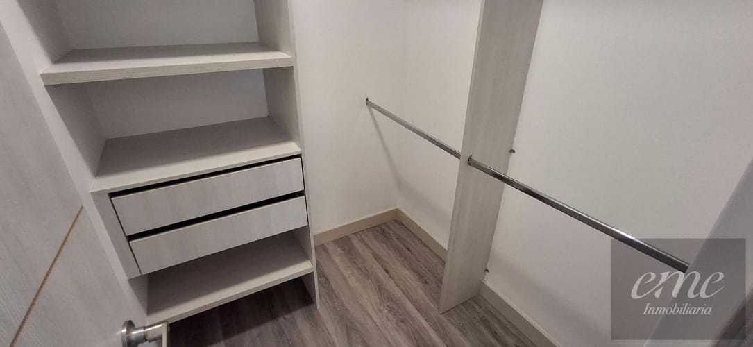 Apartaestudio en arriendo en El Poblado, Medellín, 61 m² · foto 6 de 24