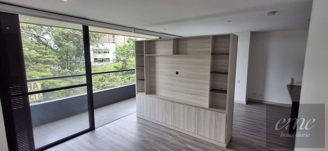 Apartaestudio en arriendo en El Poblado, Medellín, 61 m² · foto 11 de 24