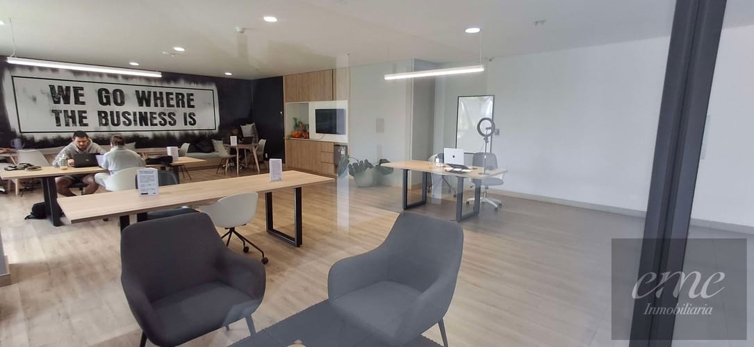 Apartaestudio en arriendo en El Poblado, Medellín, 61 m² · foto 14 de 24