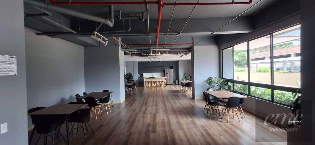 Apartaestudio en arriendo en El Poblado, Medellín, 61 m² · foto 16 de 24