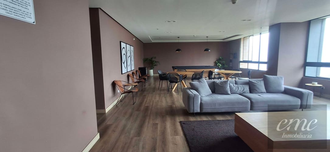 Apartaestudio en arriendo en El Poblado, Medellín, 61 m² · foto 19 de 24