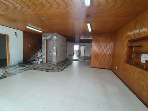 Casa de 18 alcobas en arriendo en Ciudad Berna, Bogotá, 600 m² · foto 4 de 20