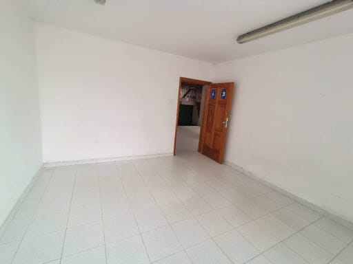Casa de 18 alcobas en arriendo en Ciudad Berna, Bogotá, 600 m² · foto 6 de 20