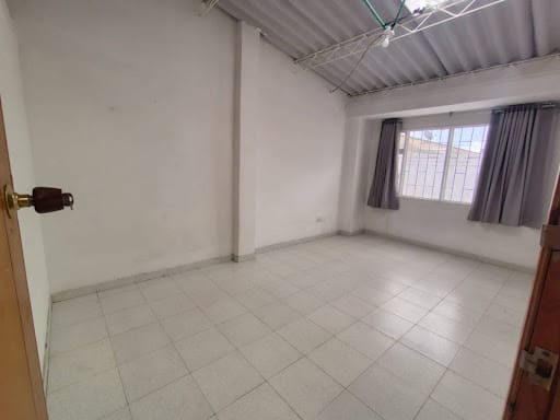 Casa de 18 alcobas en arriendo en Ciudad Berna, Bogotá, 600 m² · foto 15 de 20