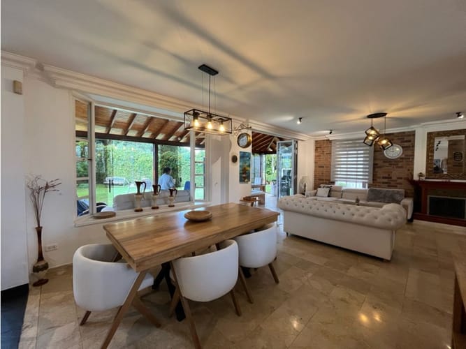 Casa de 5 alcobas en arriendo en Don Diego, El Retiro, 323 m² · foto 13 de 24
