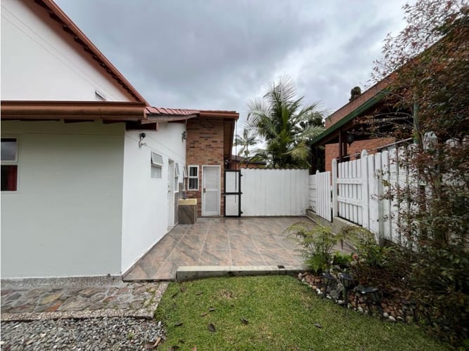 Casa de 5 alcobas en arriendo en Don Diego, El Retiro, 323 m² · foto 24 de 24