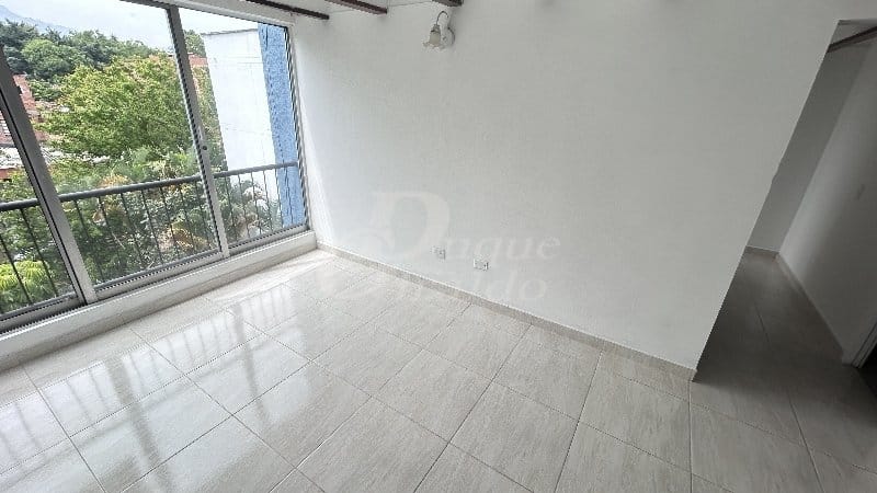 Apartamento de 2 alcobas en arriendo en Otraparte, Envigado, 70 m² · foto 2 de 11