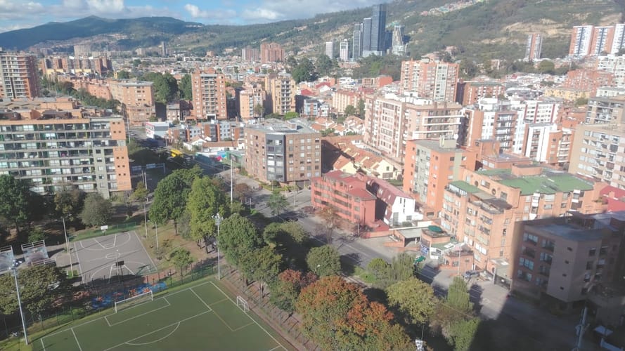 Apartamento de 1 alcoba en arriendo en Cedritos, Bogotá, 50 m² · foto 2 de 18