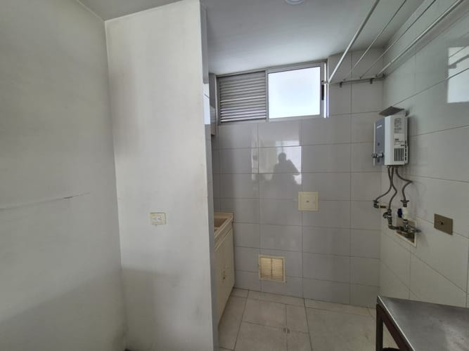 Apartamento de 2 alcobas en arriendo en Mejoras Publicas, Bucaramanga, 60 m² · foto 4 de 13