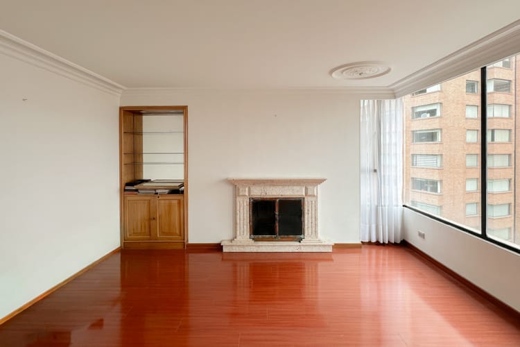 Apartamento de 3 alcobas en venta en San Gabriel Norte Ii, Bogotá, 201 m² · foto 3 de 24