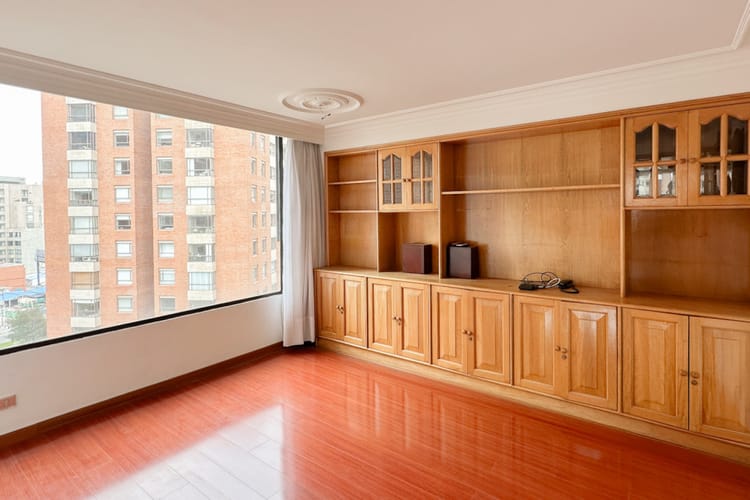 Apartamento de 3 alcobas en venta en San Gabriel Norte Ii, Bogotá, 201 m² · foto 4 de 24