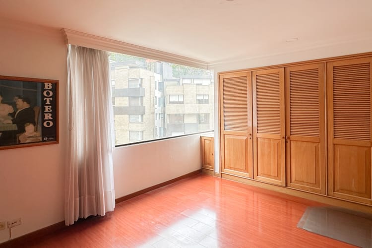 Apartamento de 3 alcobas en venta en San Gabriel Norte Ii, Bogotá, 201 m² · foto 11 de 24