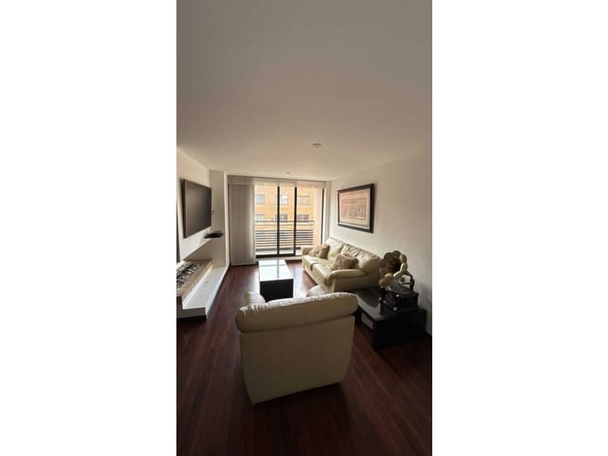 Apartamento de 3 alcobas en venta en Santa Barbara, Bogotá, 123 m² · foto 2 de 24