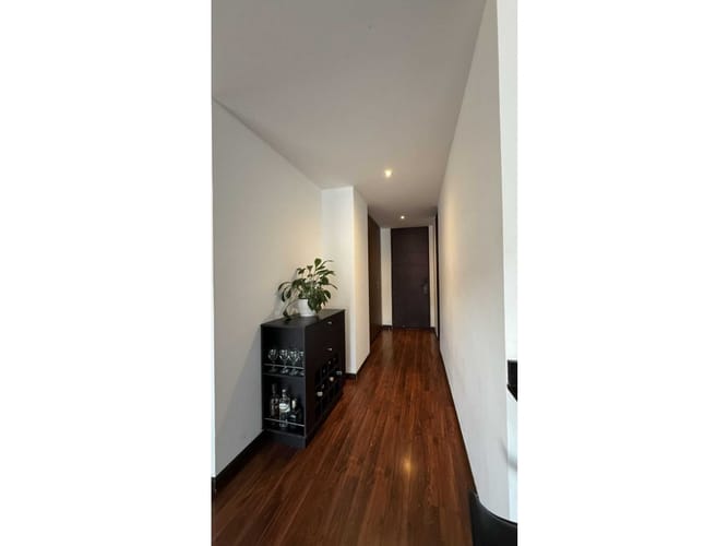 Apartamento de 3 alcobas en venta en Santa Barbara, Bogotá, 123 m² · foto 9 de 24