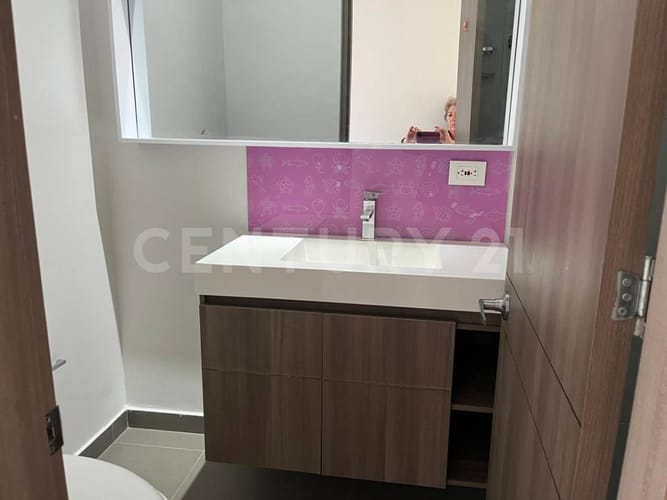 Apartamento de 3 alcobas en venta en Ciudad Salitre, Bogotá, 85 m² · foto 13 de 18