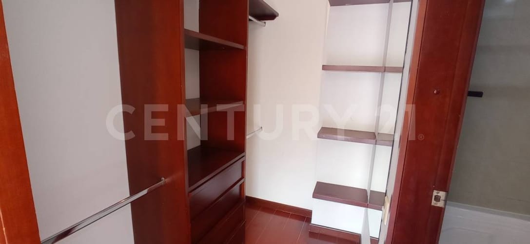 Apartamento de 1 alcoba en venta en El Batán, Bogotá, 45 m² · foto 9 de 17