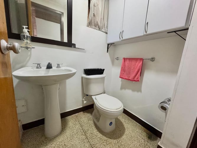 Apartamento de 3 alcobas en venta en Belalcazar, Bogotá, 102 m² · foto 8 de 22
