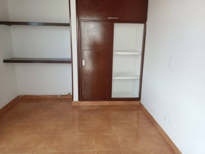Casa de 2 alcobas en venta en Centro Fontibon, Bogotá, 42 m² · foto 3 de 10