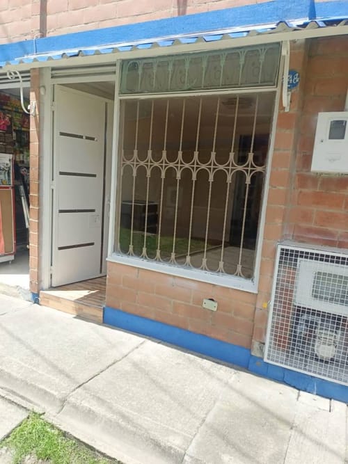 Casa de 2 alcobas en venta en Centro Fontibon, Bogotá, 42 m² · foto 7 de 10
