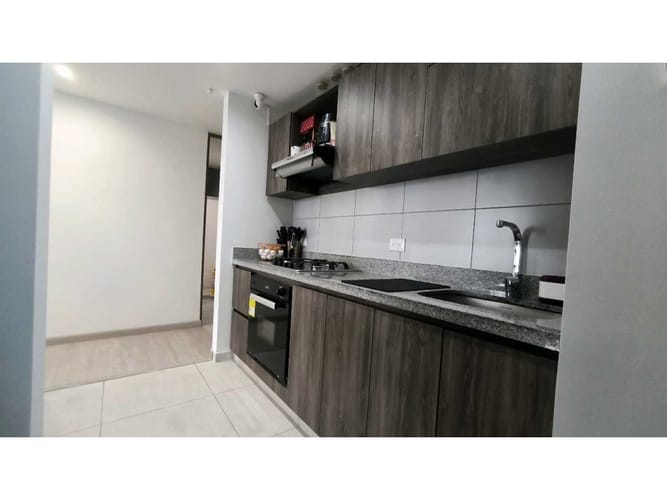 Apartamento de 2 alcobas en venta en La Felicidad, Bogotá, 68 m² · foto 4 de 23