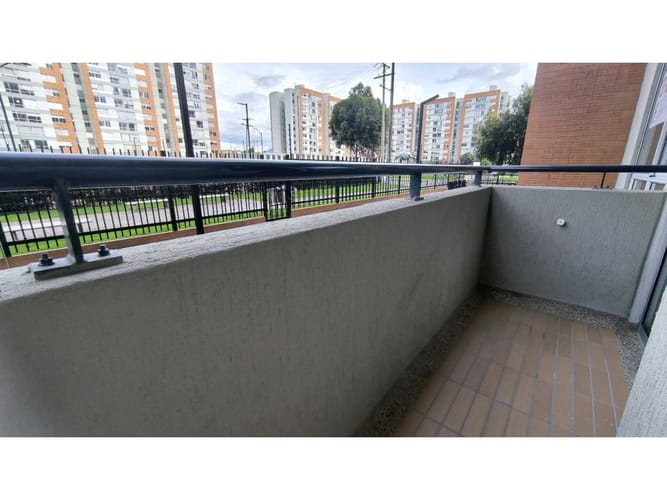 Apartamento de 2 alcobas en venta en La Felicidad, Bogotá, 68 m² · foto 8 de 23
