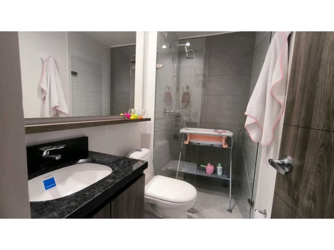 Apartamento de 2 alcobas en venta en La Felicidad, Bogotá, 68 m² · foto 14 de 23