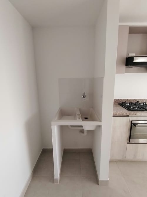 Apartamento de 2 alcobas en arriendo en Lusitania, Bogotá, 60 m² · foto 13 de 14