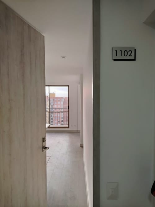 Apartamento de 2 alcobas en arriendo en Lusitania, Bogotá, 60 m² · foto 2 de 14