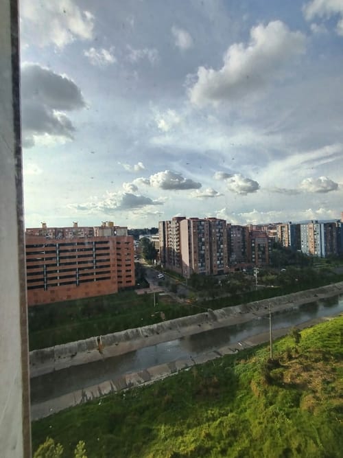 Apartamento de 2 alcobas en arriendo en Lusitania, Bogotá, 60 m² · foto 1 de 14