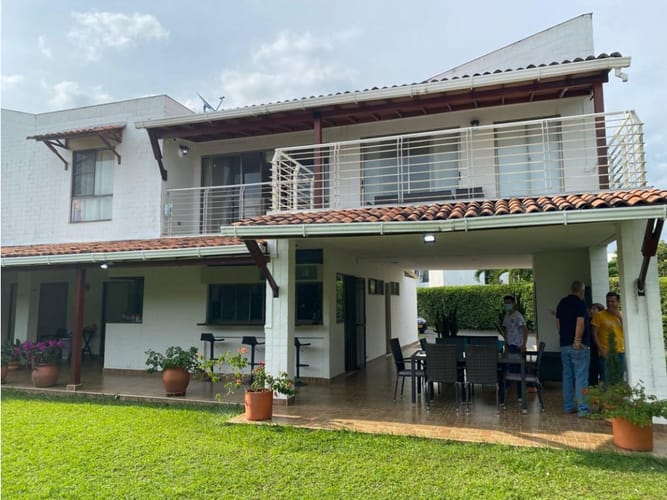 Casa de 3 alcobas en venta en La Morada, Jamundí, 265 m² · foto 2 de 16