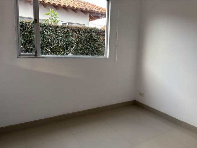 Casa de 5 alcobas en arriendo en El Misterio, Cajicá, 300 m² · foto 16 de 17