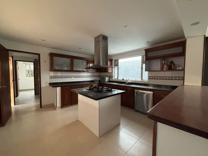 Casa de 5 alcobas en arriendo en El Misterio, Cajicá, 300 m² · foto 11 de 17