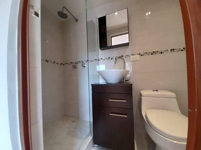 Apartamento de 2 alcobas en arriendo en Los Cedros, Bogotá, 50 m² · foto 9 de 14